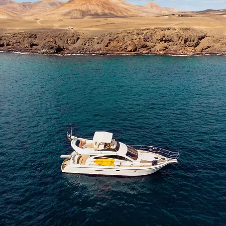 Botel Lanzarote Yacht