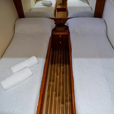 Lanzarote Yacht
